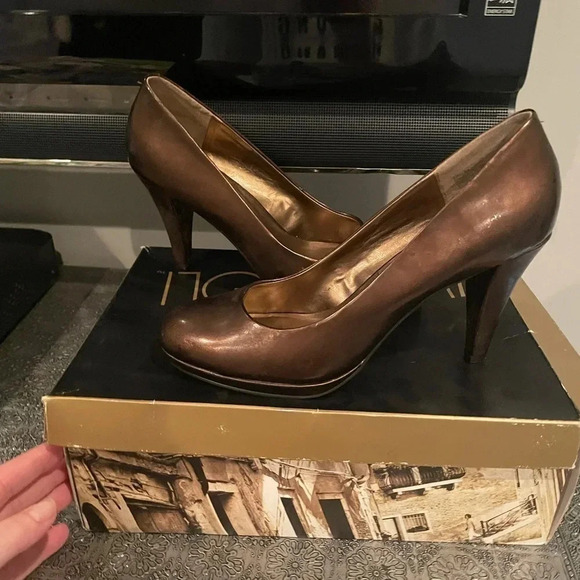 via neroli shoes bronze- size 7.5 - Picture 6 of 7
